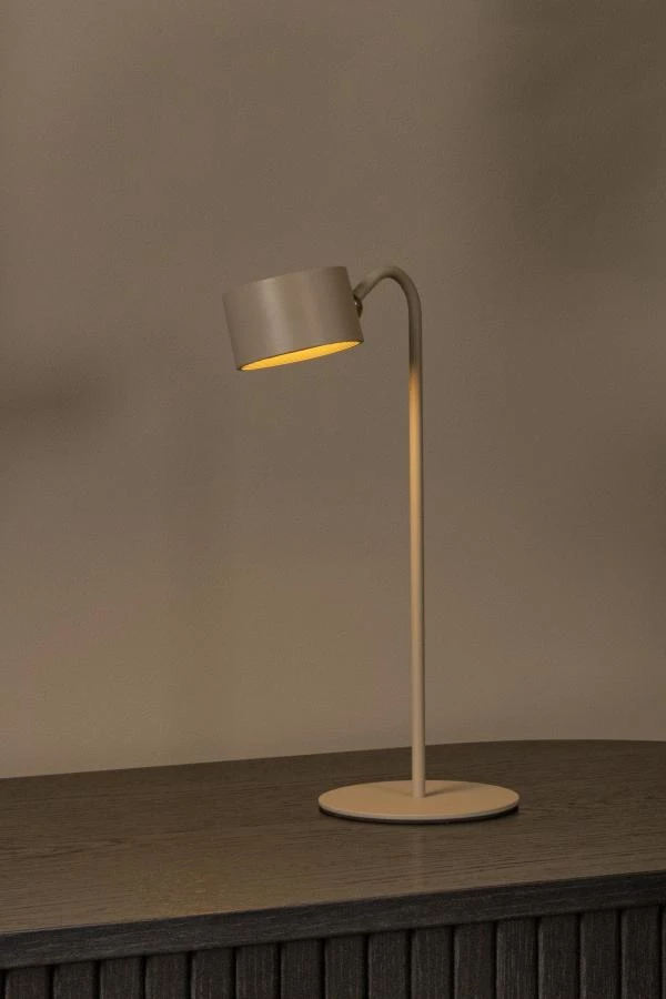 Lucide JOLAN - wiederaufladbare Schreibtischlampe/Klemmleuchte/Wandleuchte - Akku/Batterie - LED Dim to warm - 1x3,5W 2700K/5700K - Taupe - Atmosphäre 1